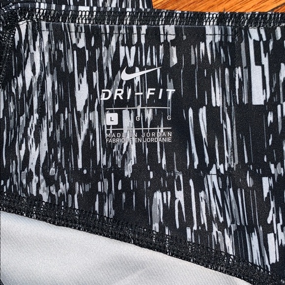 Nike Dri fit cropped leggings - Picture 5 of 5